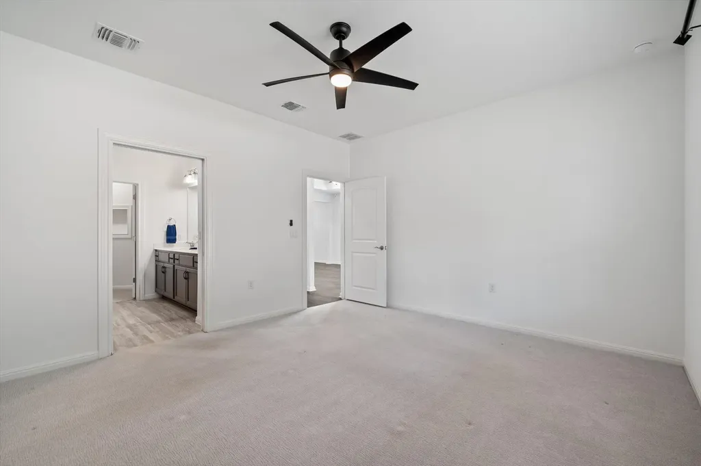 212 Coachsmith Street Georgetown TX 78633