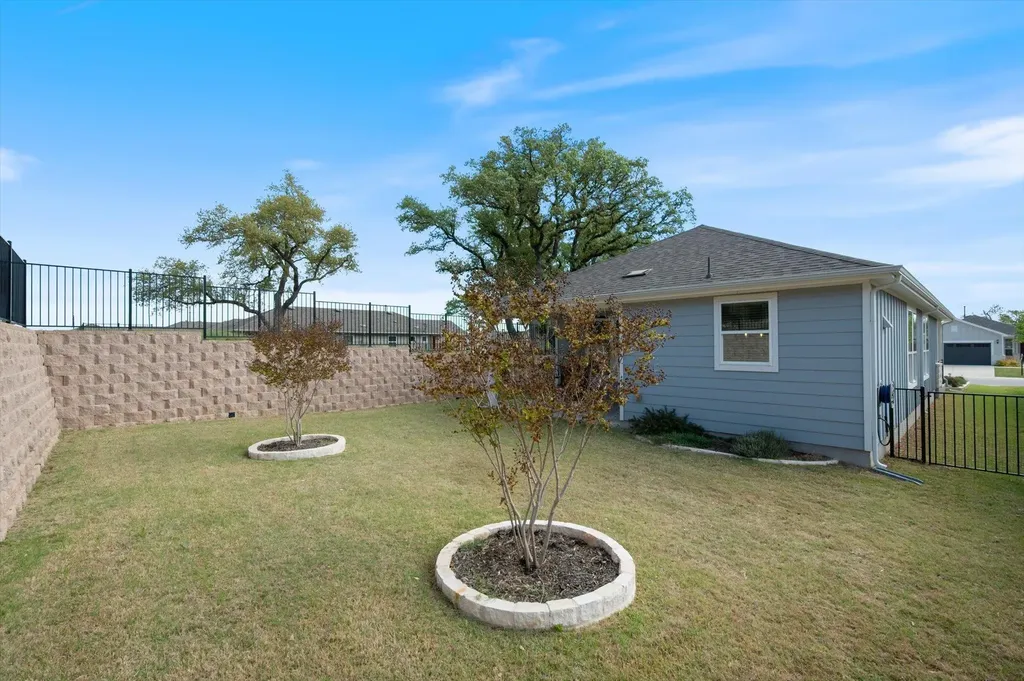 212 Coachsmith Street Georgetown TX 78633