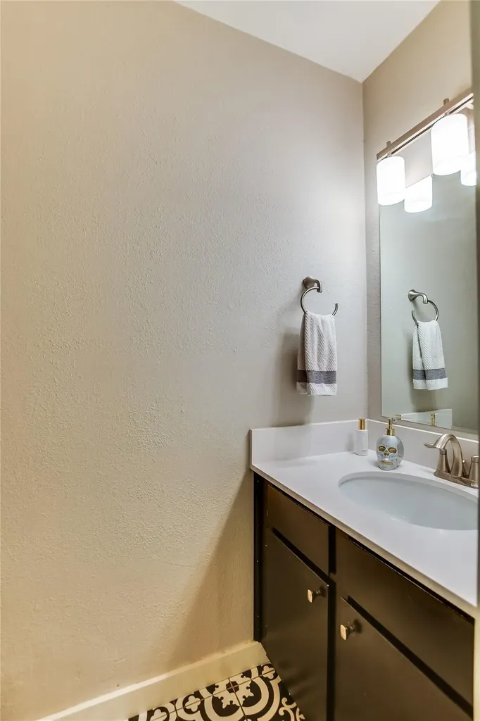 1501 Cinnamon Path Austin TX 78704
