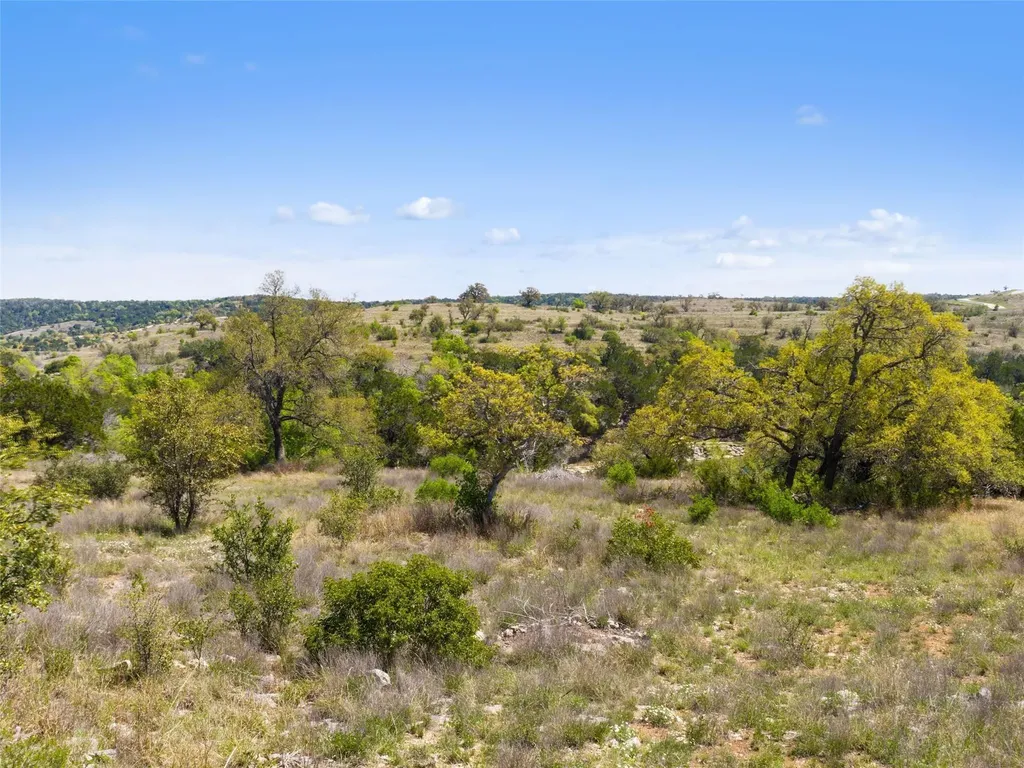19633 Moreh Peak Pass Austin TX 78758