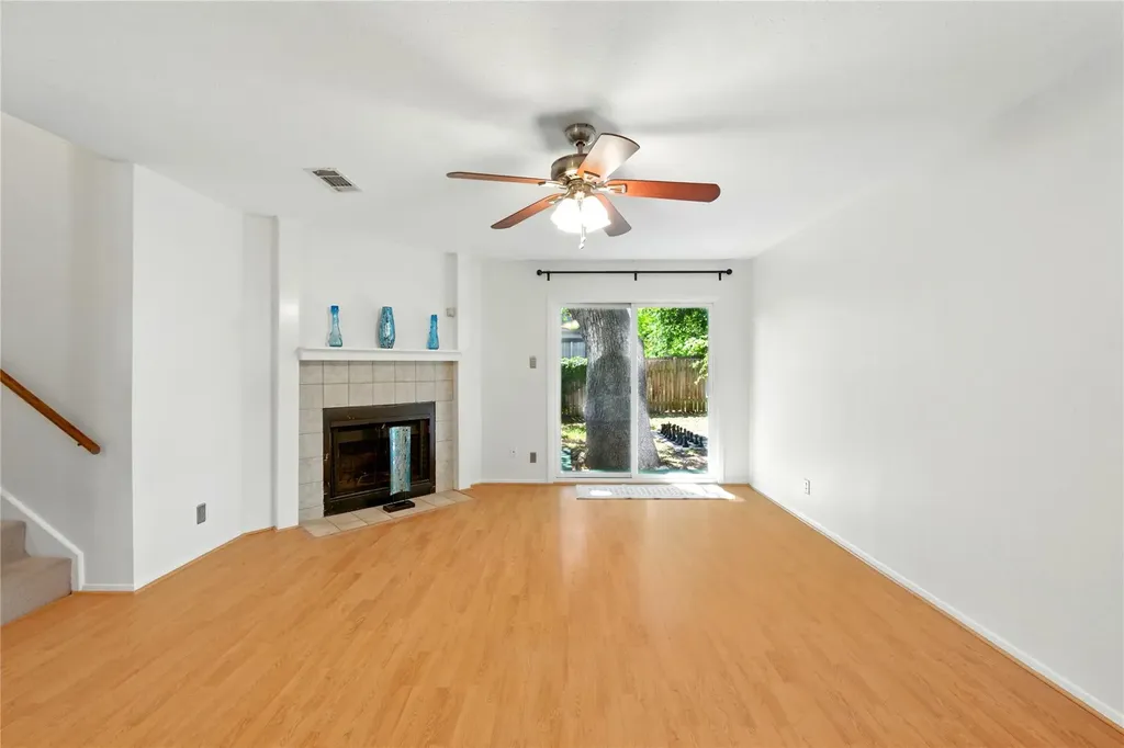 2105 Kirksey Drive Austin TX 78741