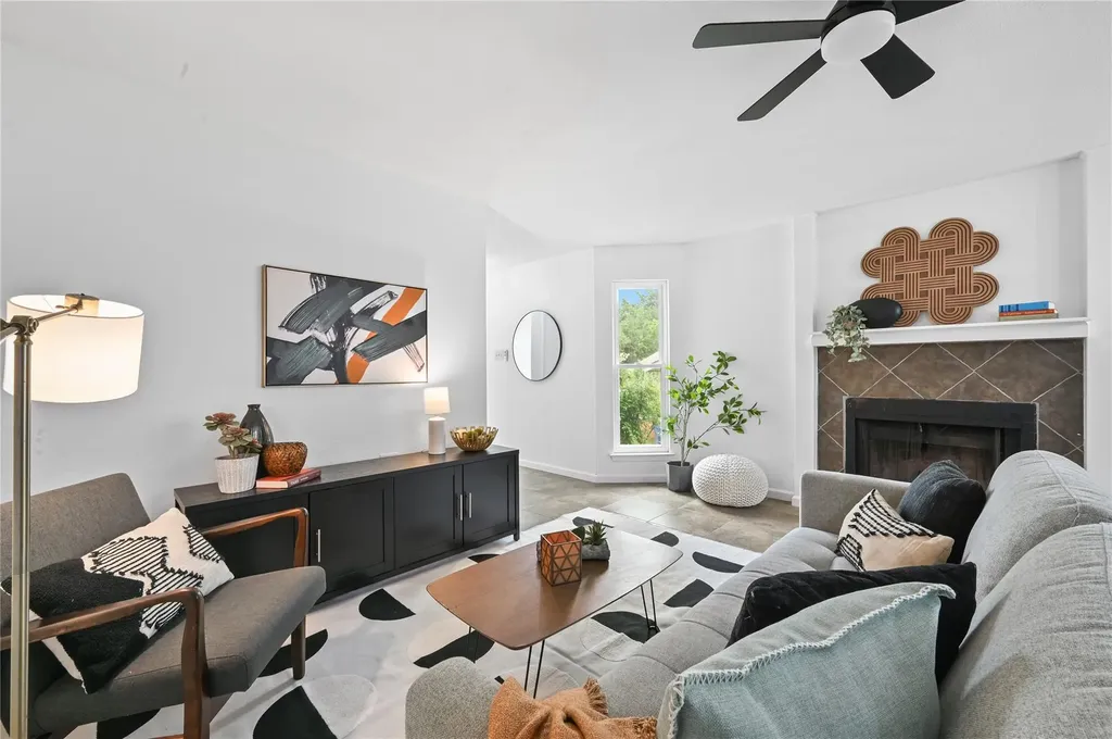 2105 Kirksey Drive Austin TX 78741