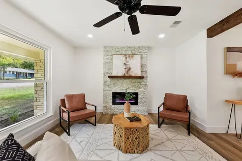 202 E Caddo Street Austin TX 78753