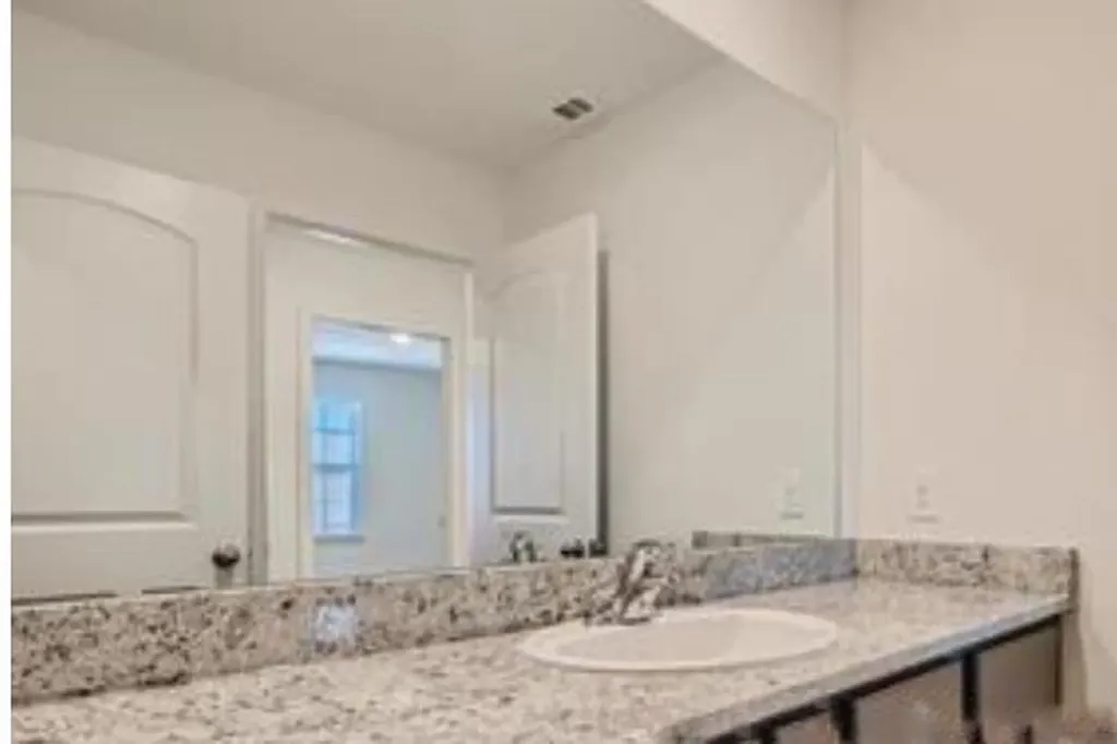 3038 Citron Garden San Antonio TX 78109