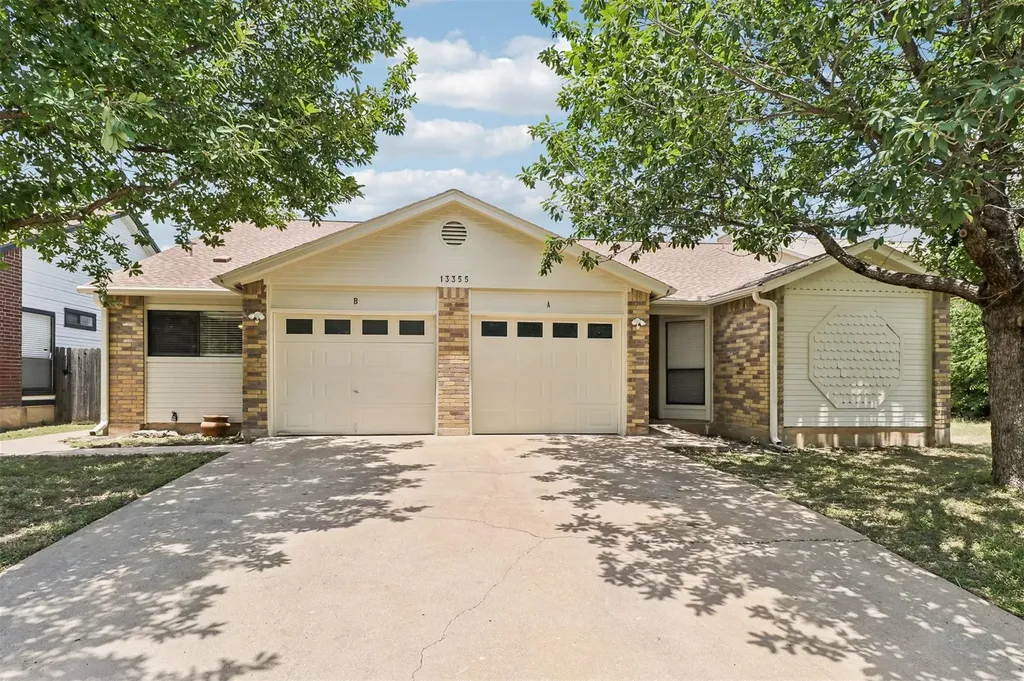 13355 Water Oak Lane Austin TX 78729