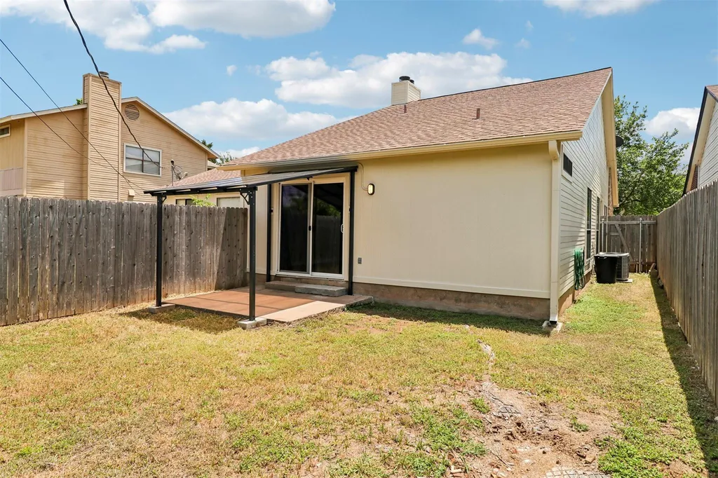 13355 Water Oak Lane Austin TX 78729