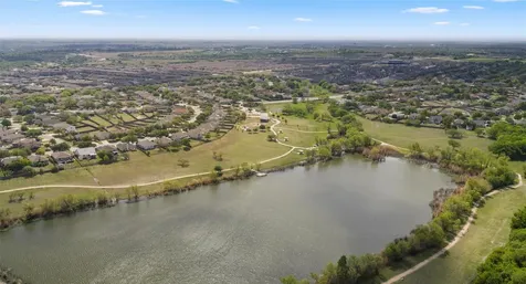 212 Lakemont Drive Hutto TX 78634