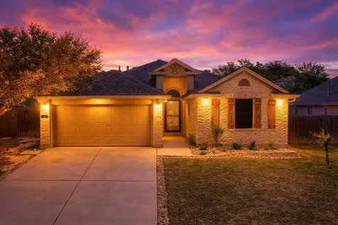 212 Lakemont Drive Hutto TX 78634