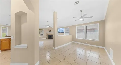 212 Lakemont Drive Hutto TX 78634