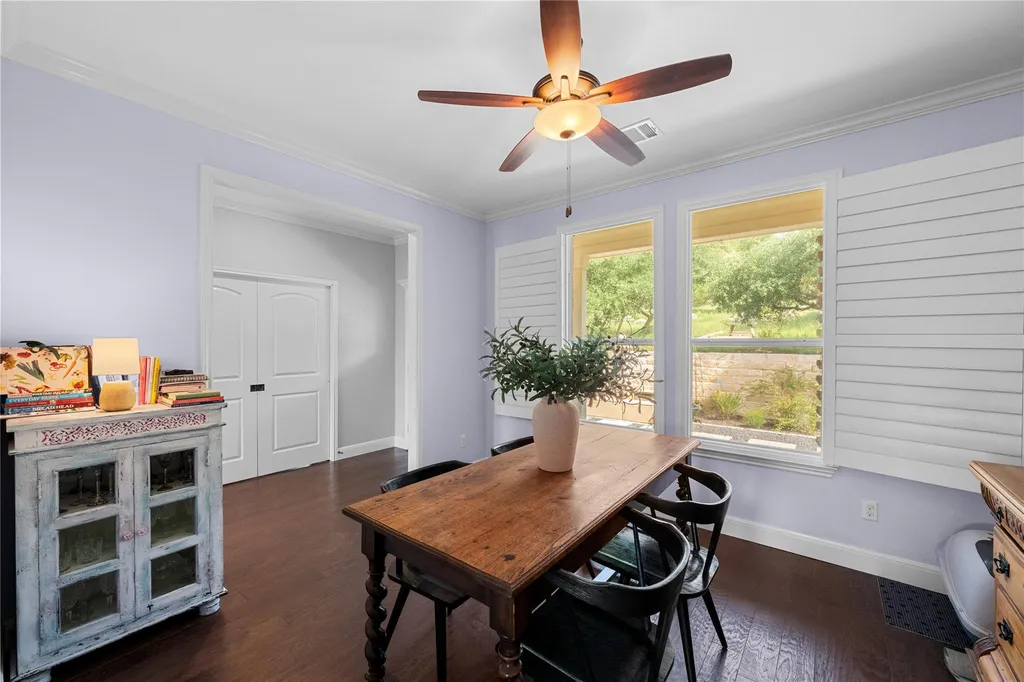 4115 Noon Day Cove Spicewood TX 78669