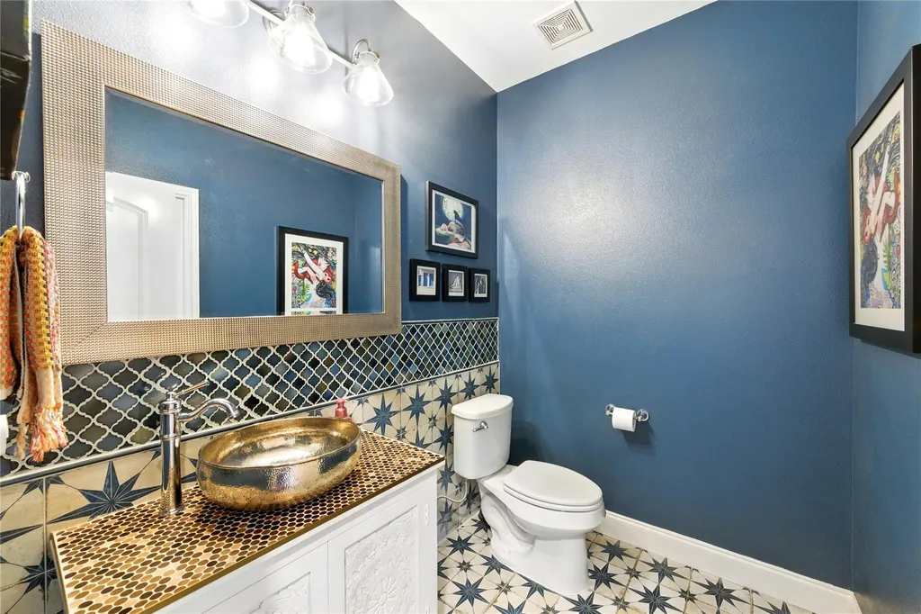 4115 Noon Day Cove Spicewood TX 78669