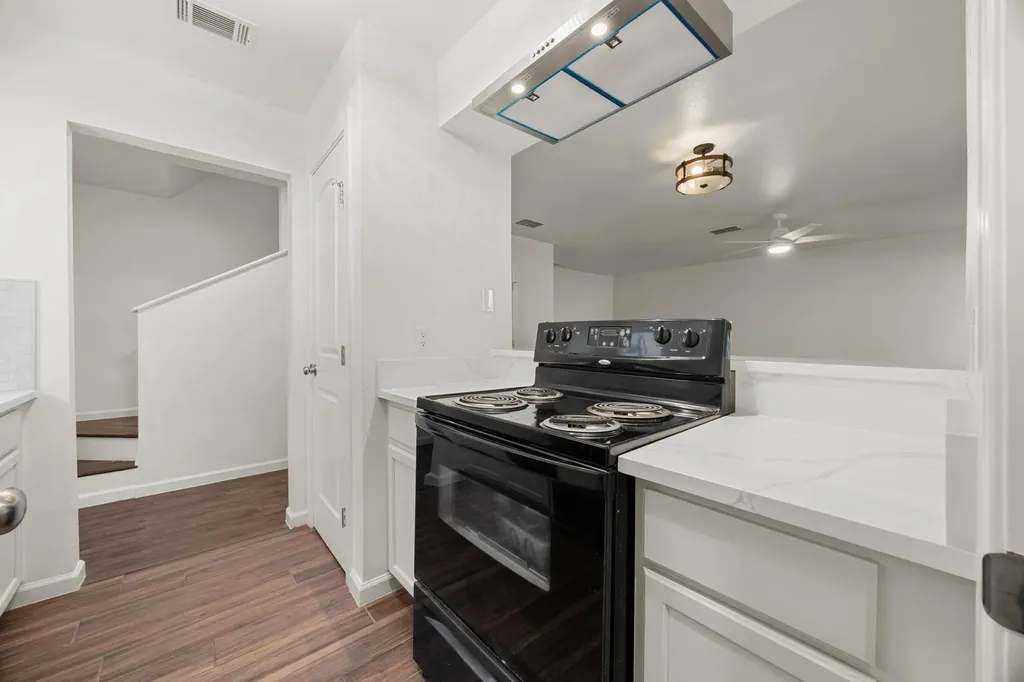 6821 Old Quarry Lane Austin TX 78731