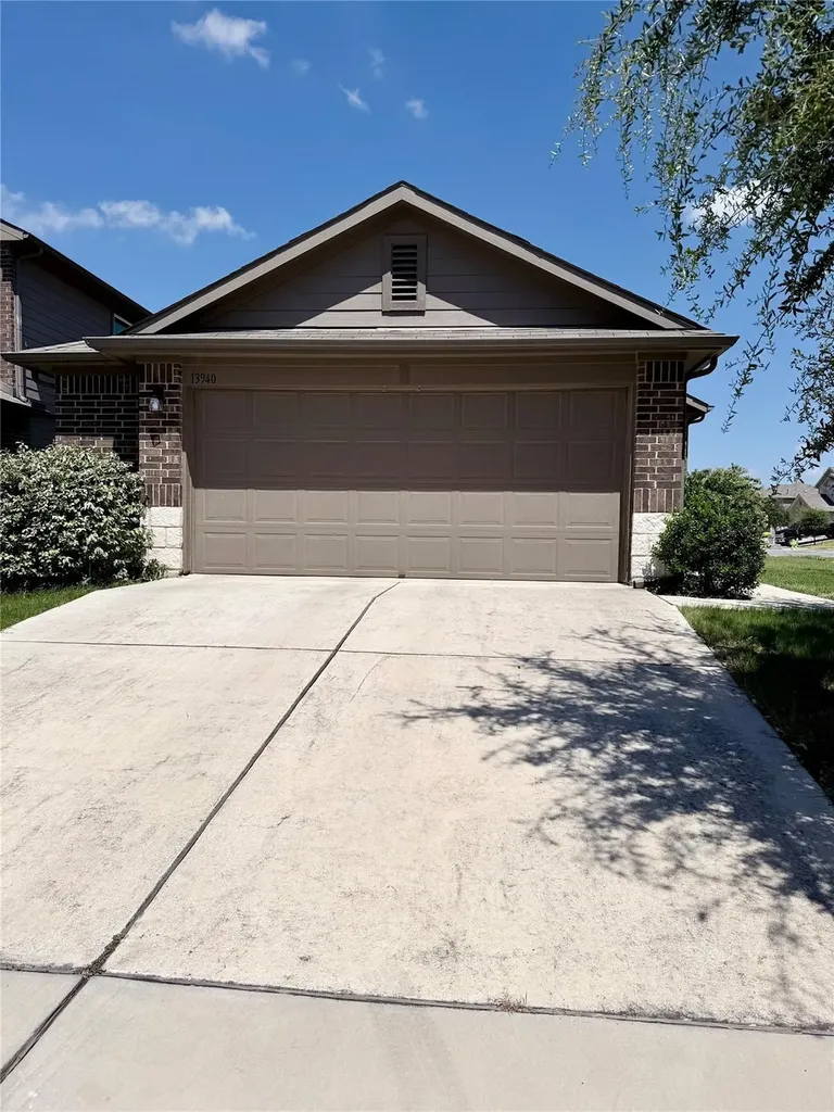 13940 Heywood Drive Pflugerville TX 78660