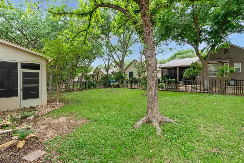 214 Whispering Wind Drive Georgetown TX 78633