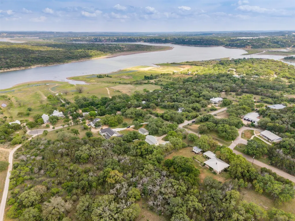 326 Lost Cove Drive Spicewood TX 78669