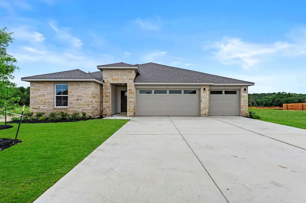 253 Rivers Edge Drive Georgetown TX 78628