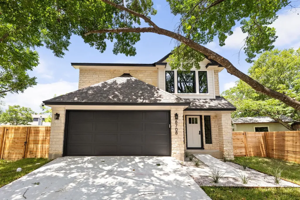 8708 Cretys Cove Austin TX 78745