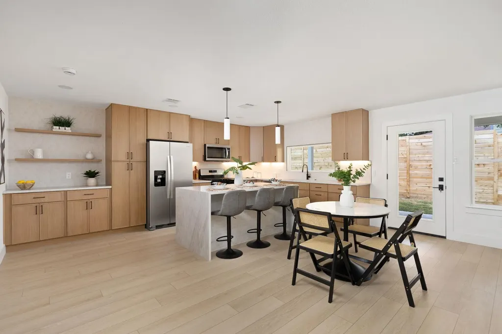 8708 Cretys Cove Austin TX 78745
