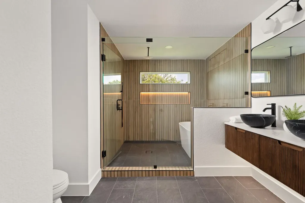8708 Cretys Cove Austin TX 78745