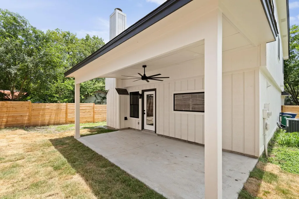 8708 Cretys Cove Austin TX 78745