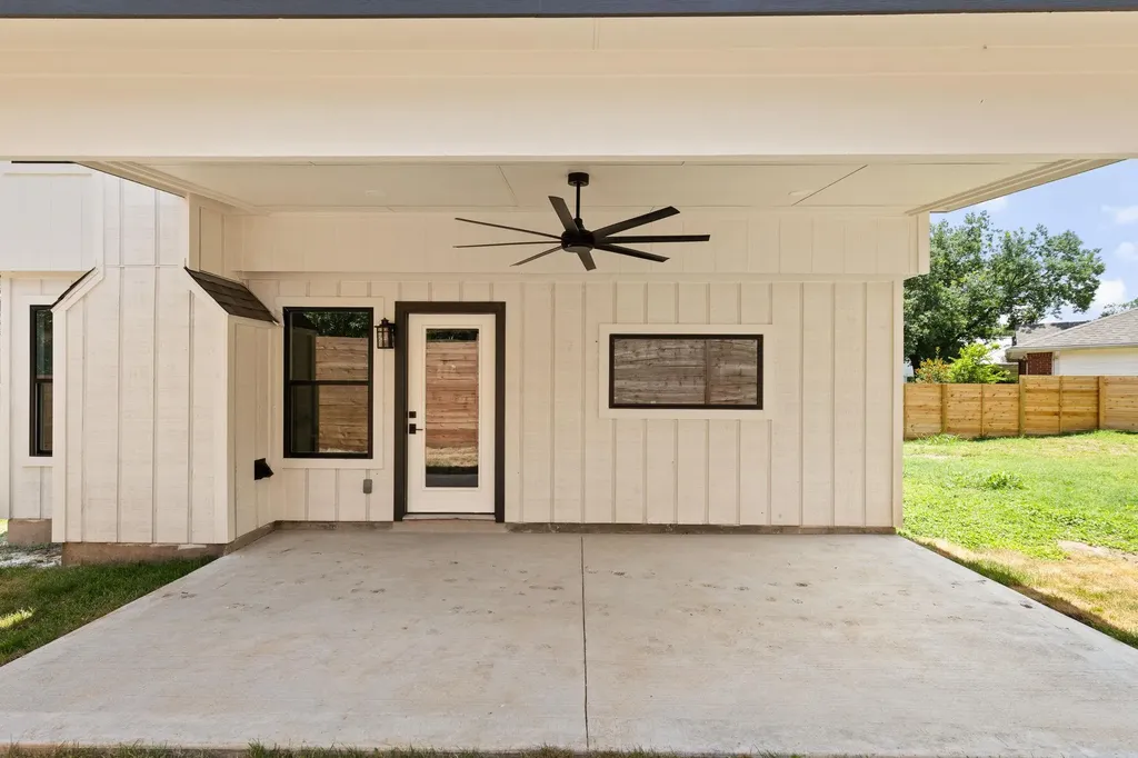 8708 Cretys Cove Austin TX 78745