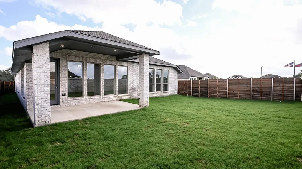 3808 Sonesta Street Lockhart TX 78644
