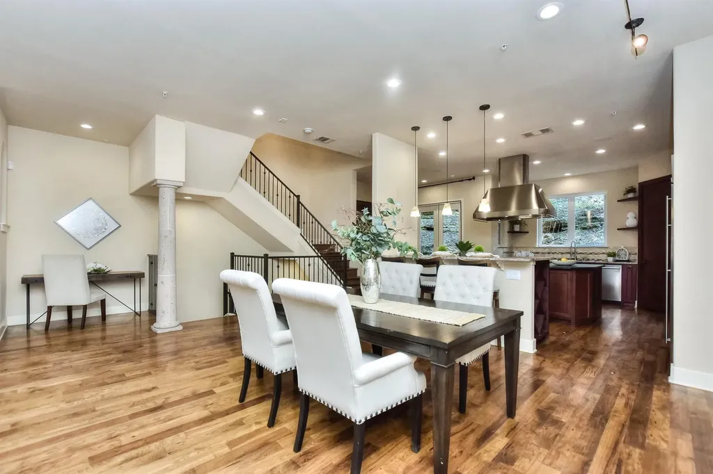 1529 Barton Springs Road Austin TX 78704