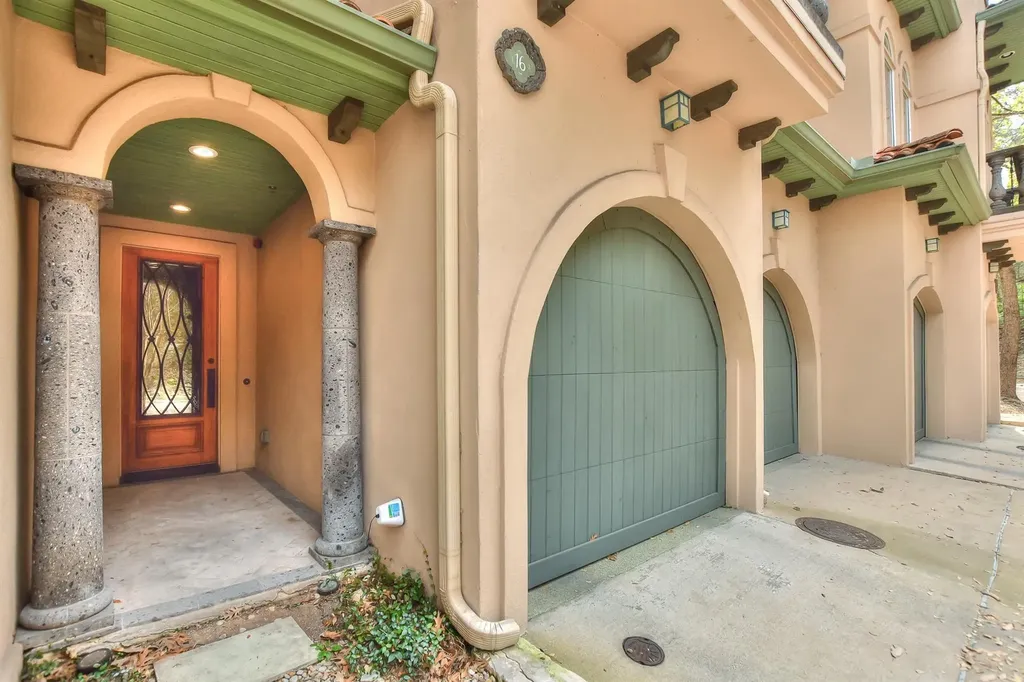 1529 Barton Springs Road Austin TX 78704
