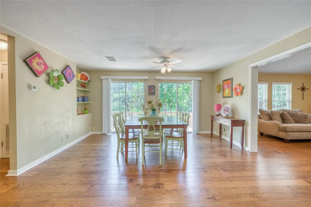 113 Red Bird Drive Kingsland TX 78639