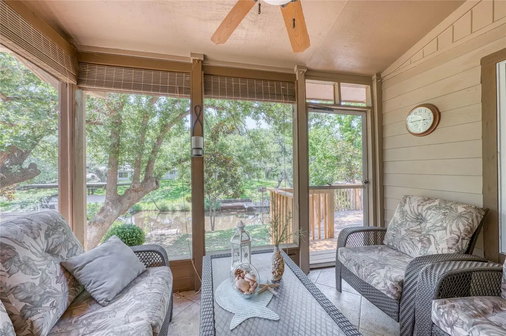 113 Red Bird Drive Kingsland TX 78639