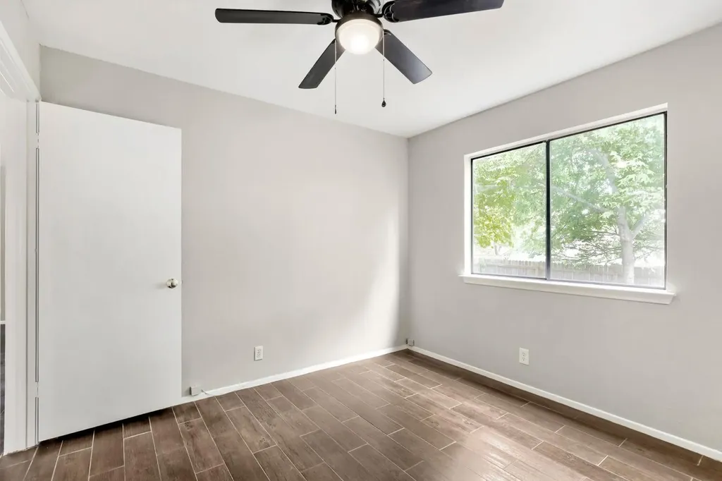 13113 Billiem Drive Austin TX 78727
