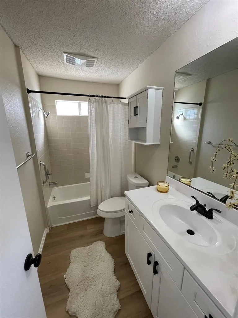 12702 Acadian Trail Austin TX 78727