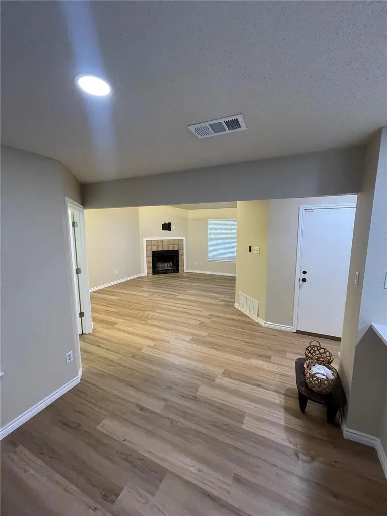 12702 Acadian Trail Austin TX 78727