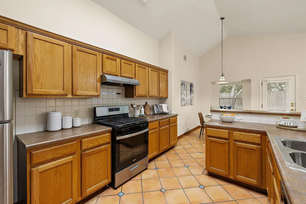 17600 Limpia Creek Drive Round Rock TX 78664