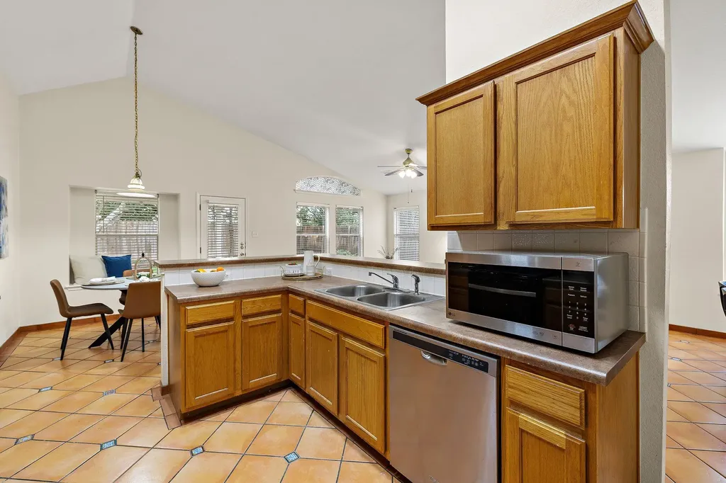 17600 Limpia Creek Drive Round Rock TX 78664