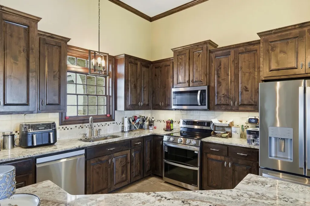 701 County Road 107 Georgetown TX 78626