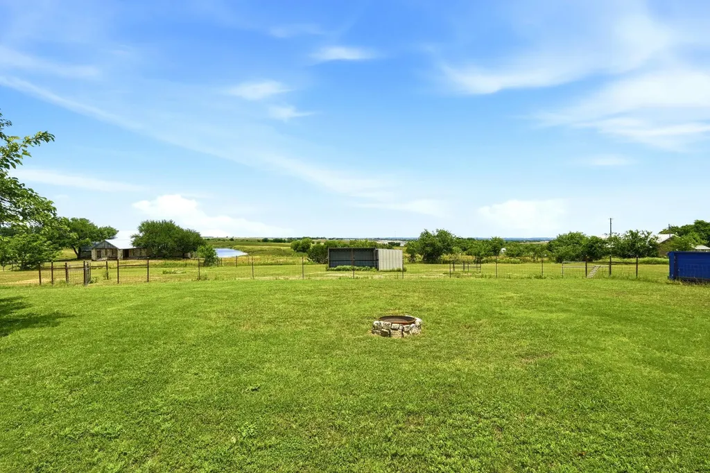 701 County Road 107 Georgetown TX 78626