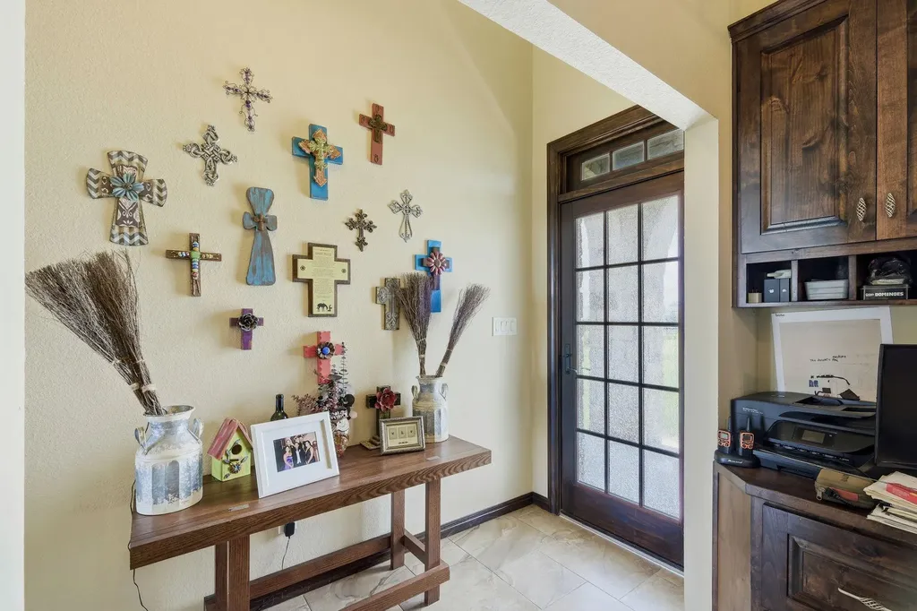 701 County Road 107 Georgetown TX 78626