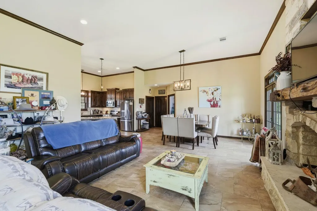 701 County Road 107 Georgetown TX 78626