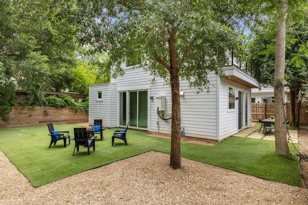 1604 Haskell Street Austin TX 78702
