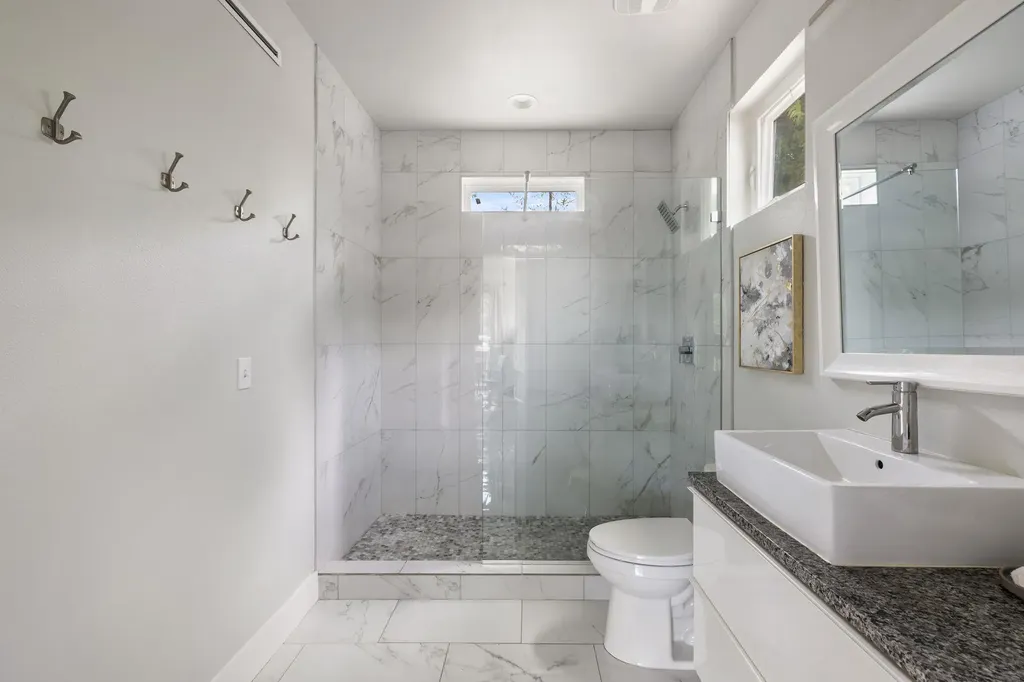 1604 Haskell Street Austin TX 78702