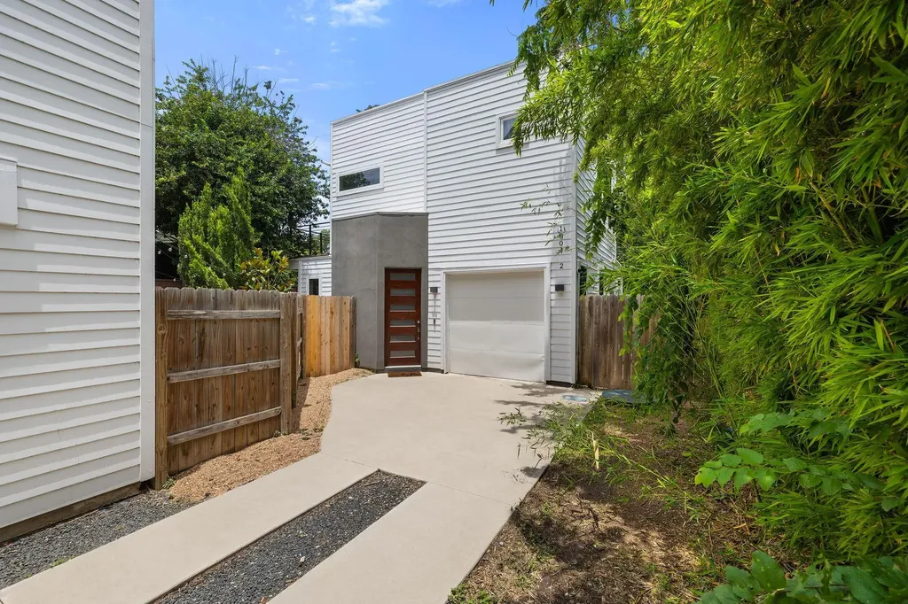 1604 Haskell Street Austin TX 78702
