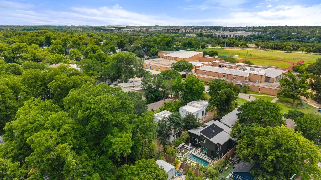 1604 Haskell Street Austin TX 78702