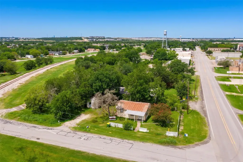 310 E Parsons Street Manor TX 78653