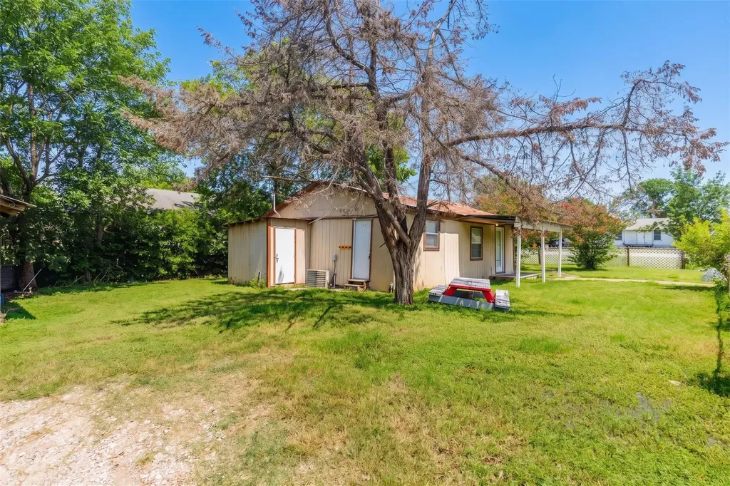 310 E Parsons Street Manor TX 78653