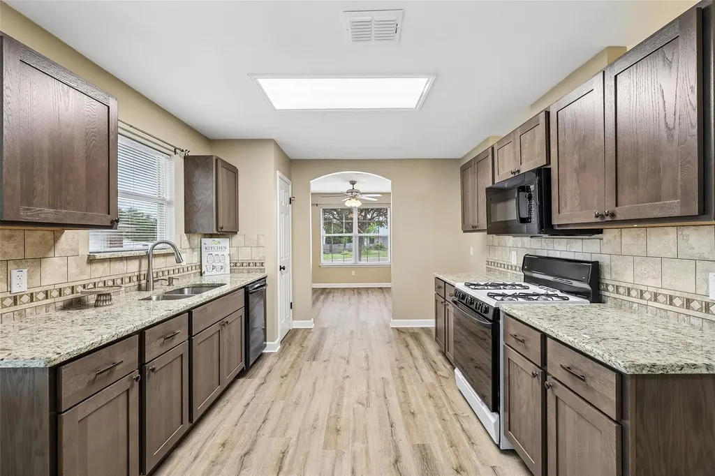152 Grant Way Kyle TX 78640