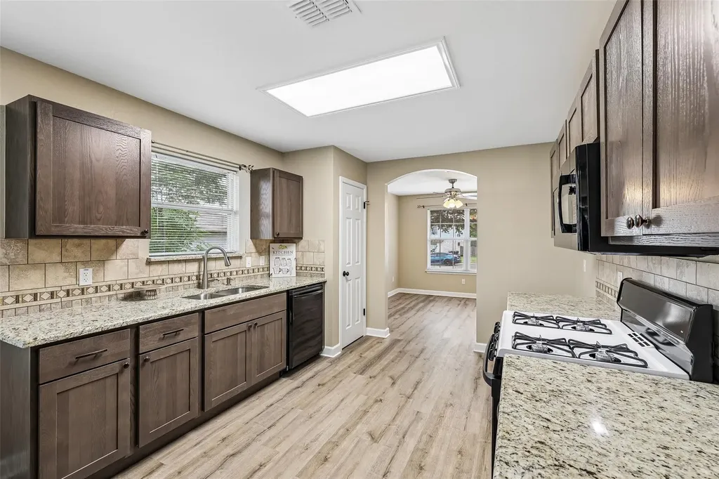152 Grant Way Kyle TX 78640