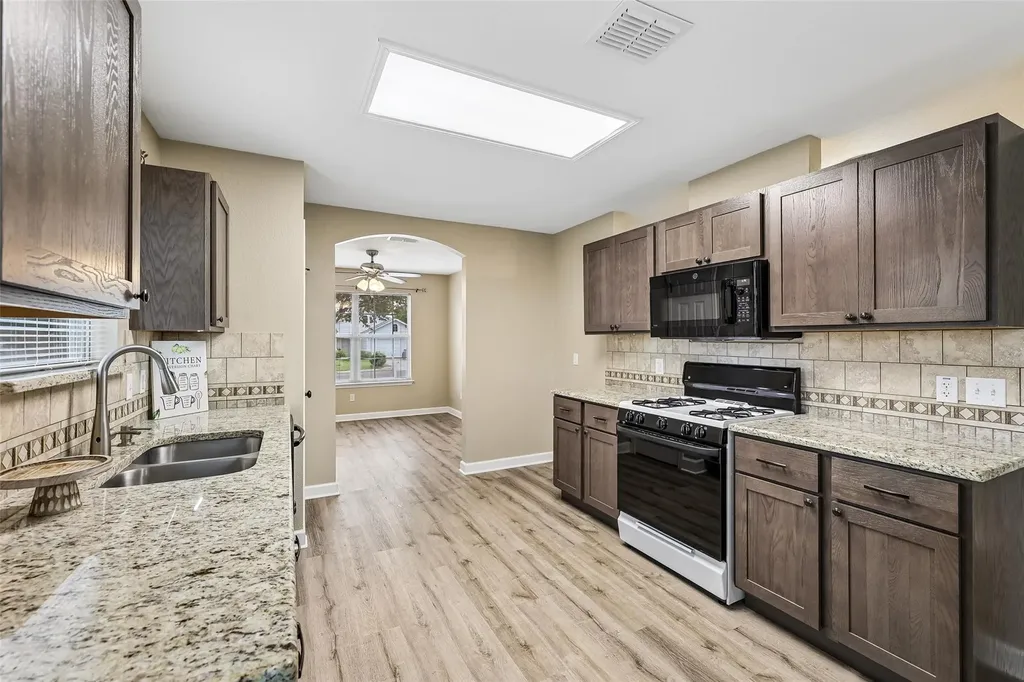 152 Grant Way Kyle TX 78640