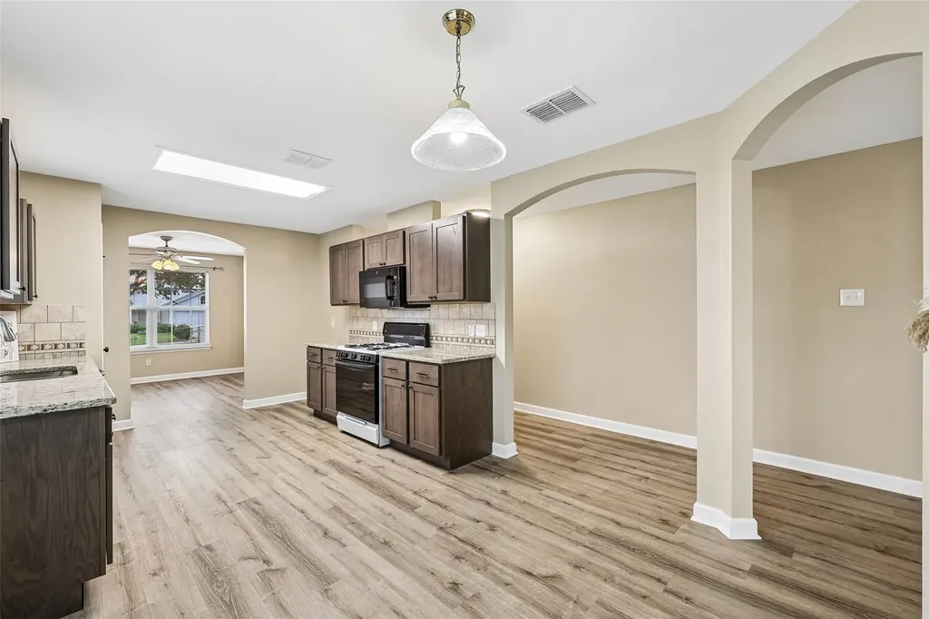 152 Grant Way Kyle TX 78640