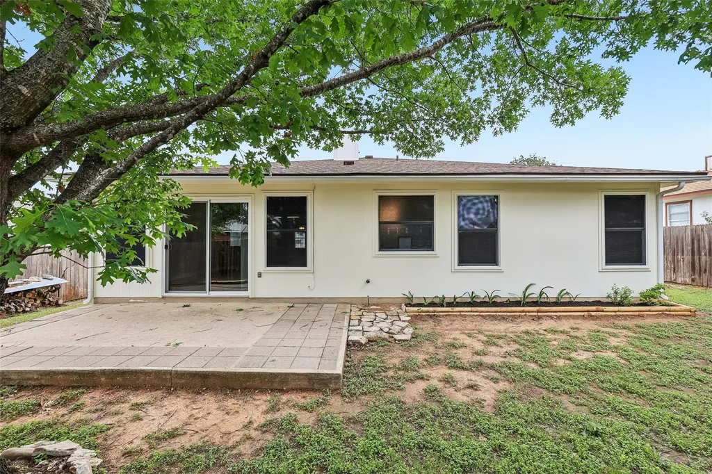 152 Grant Way Kyle TX 78640